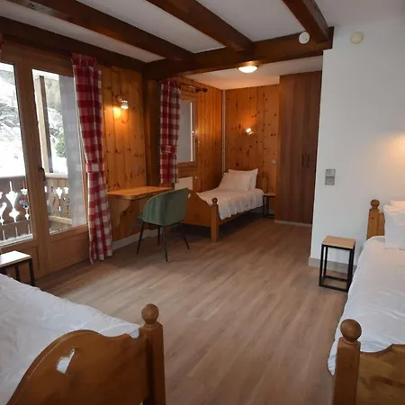 Chalé Le Becoin - Mitoyen 10/12 Pers - 100m Des Pistes Sauna - Wifi - Plagne 1800 - Ctbec Mae-6654 *